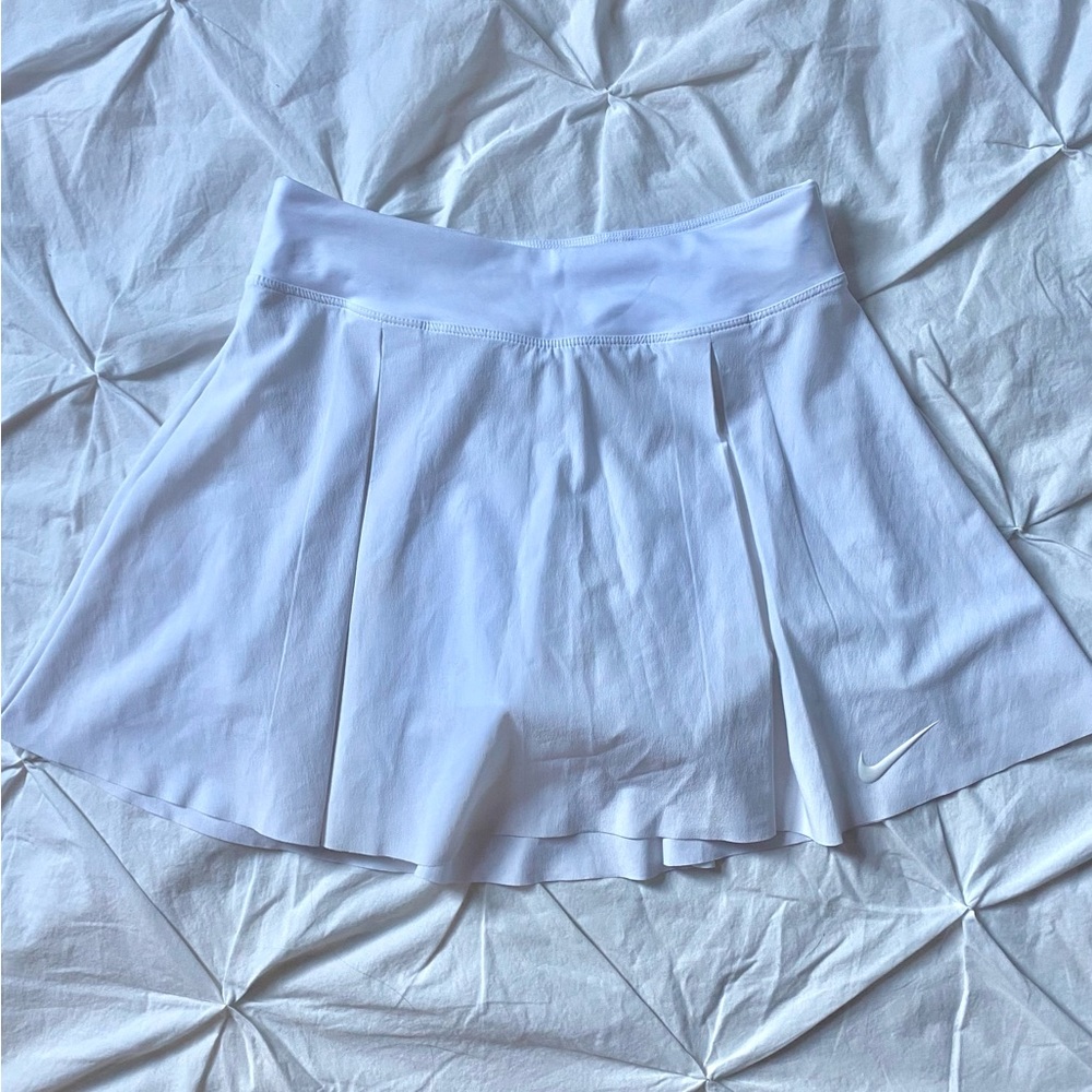 White Nike Women’s Tennis/Golf Skirt
